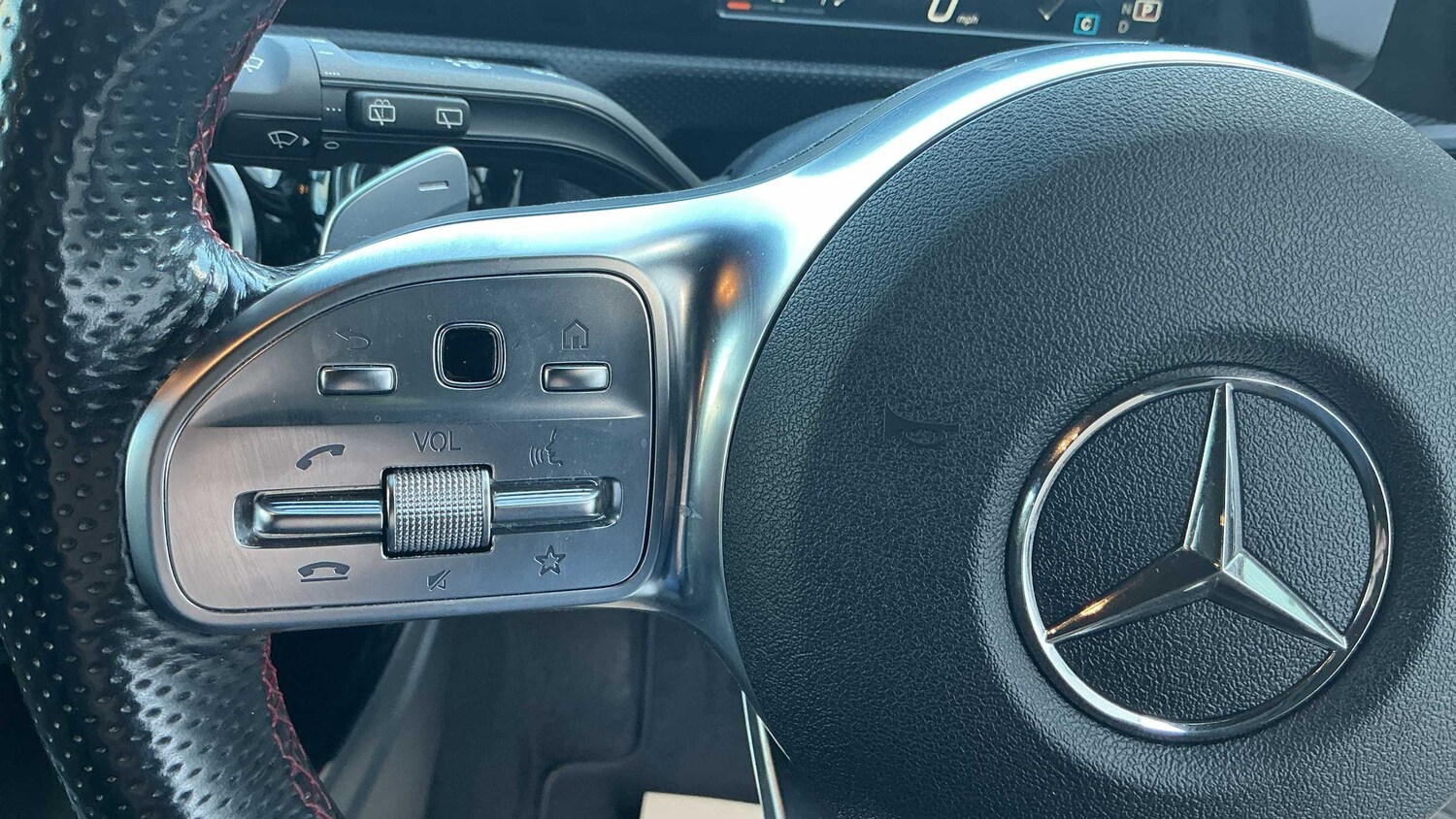 Used Mercedes-Benz A-Class 2021 for sale - 76045198: Photo 27