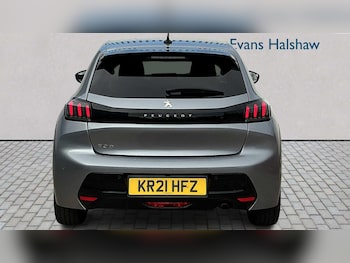 Used Peugeot 208 2021 for sale - 76192032: Photo