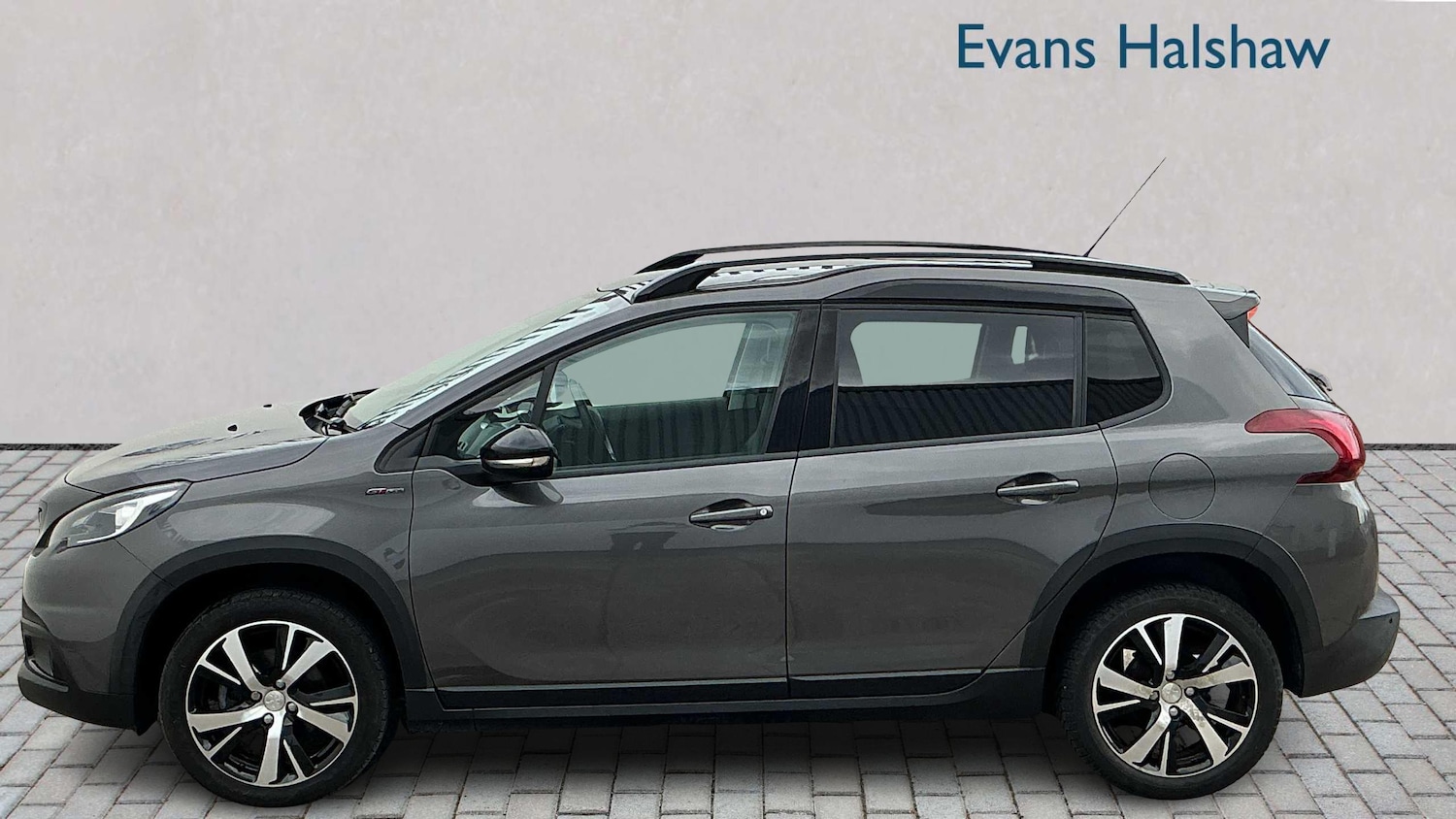 Used Peugeot 2008 2017 for sale - 76351599: Photo 4