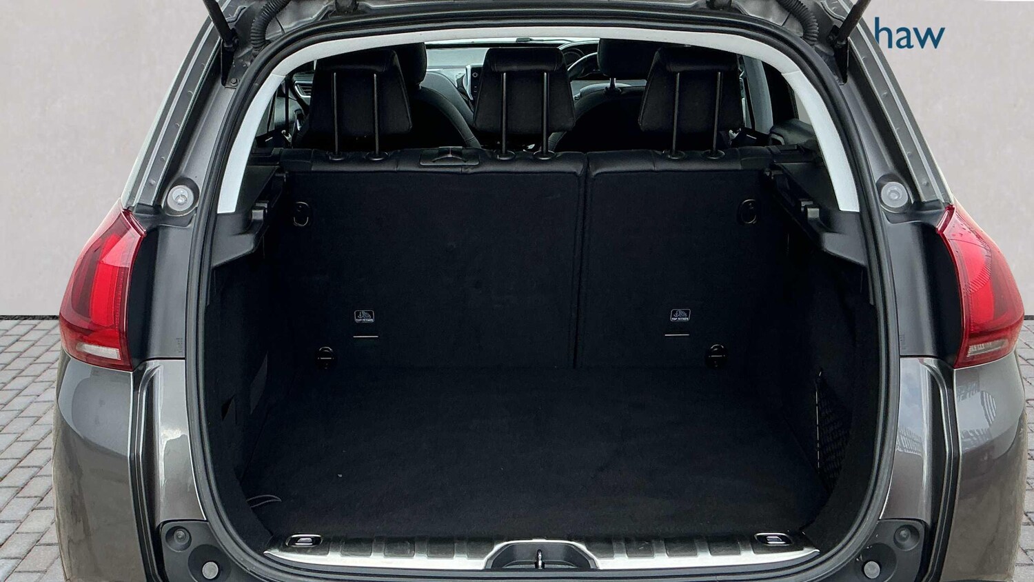 Used Peugeot 2008 2017 for sale - 76351599: Photo 8