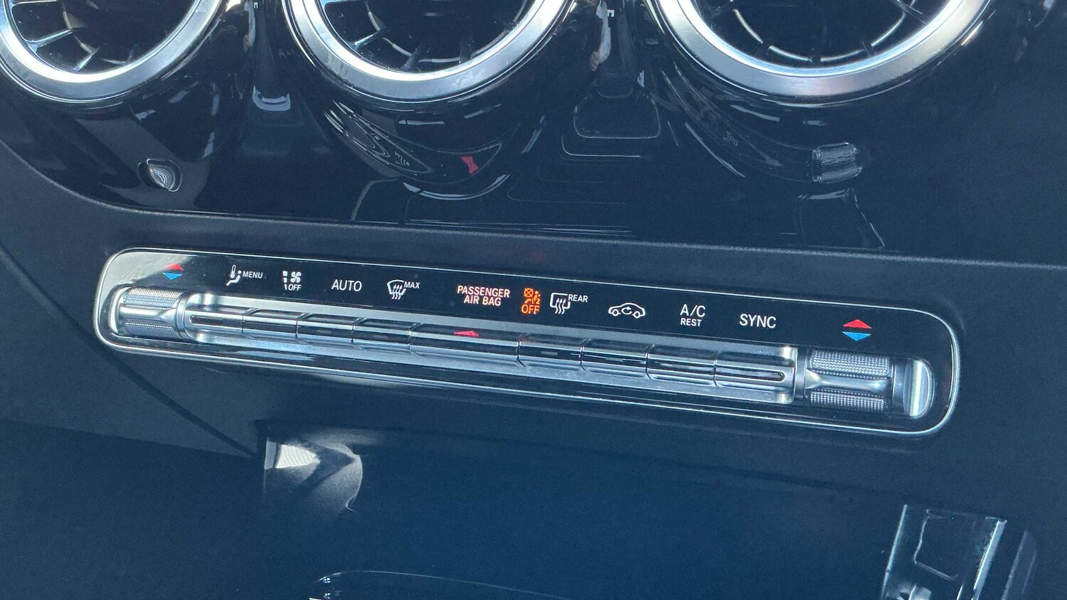 Used Mercedes-Benz CLA 2020 for sale - 76218363: Photo 26