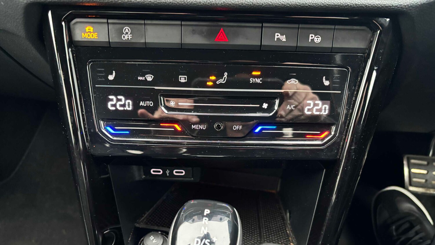 Used Volkswagen T-Roc 2022 for sale - 77589105: Photo 12