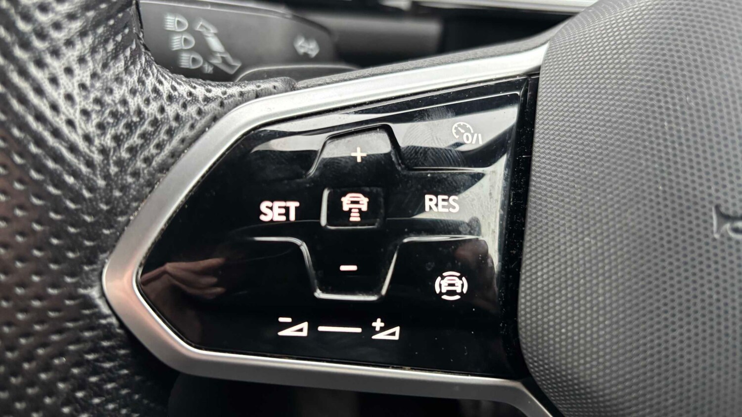 Used Volkswagen T-Roc 2022 for sale - 77589105: Photo 19