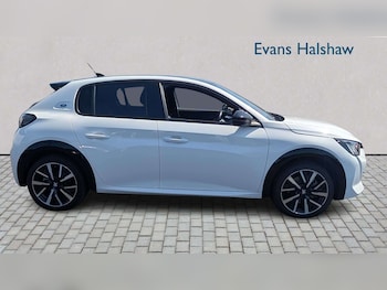 Used Peugeot 208 2024 for sale - 79486603: Photo