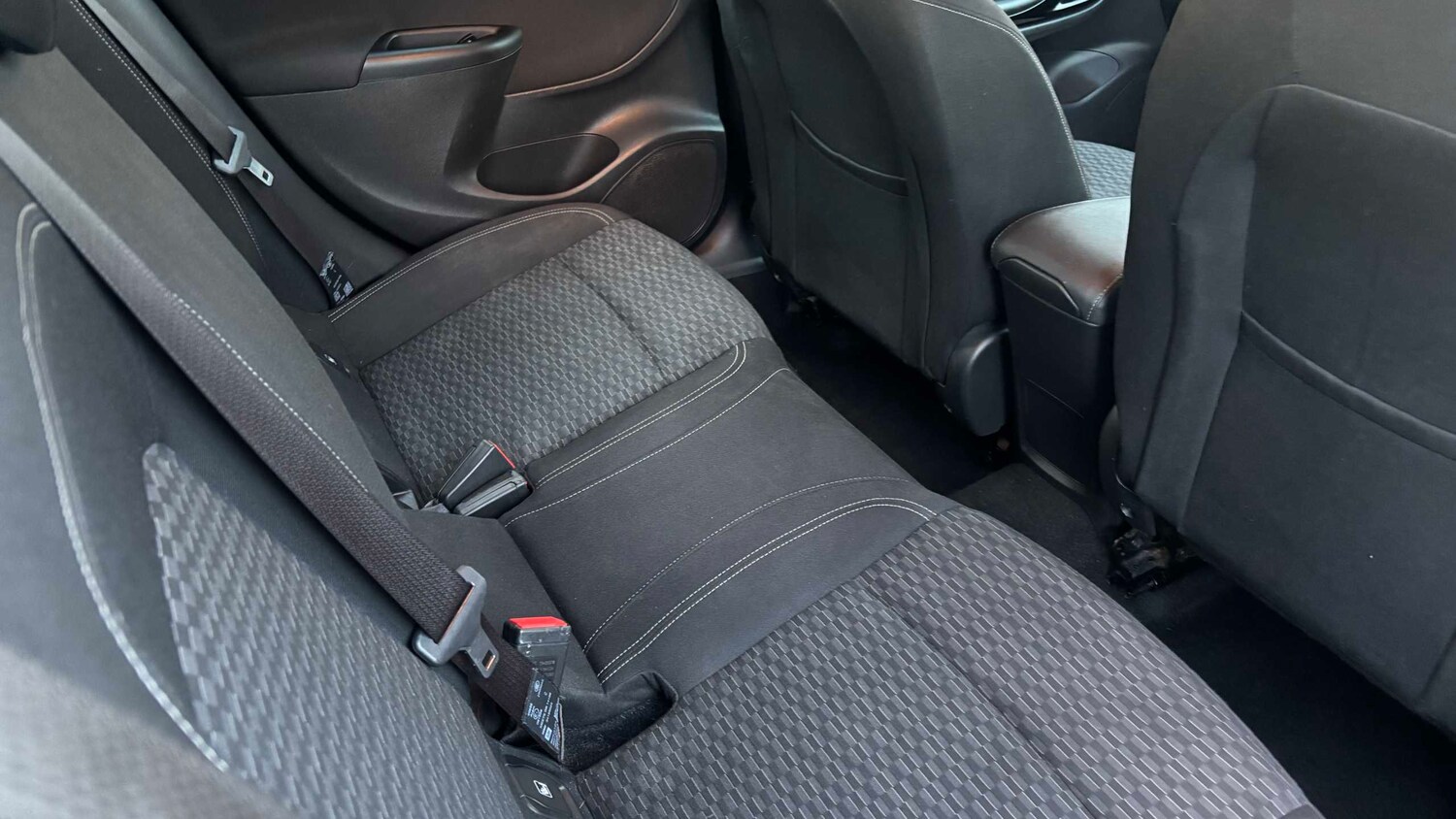 Used Vauxhall Astra 2017 for sale - 77257159: Photo 15