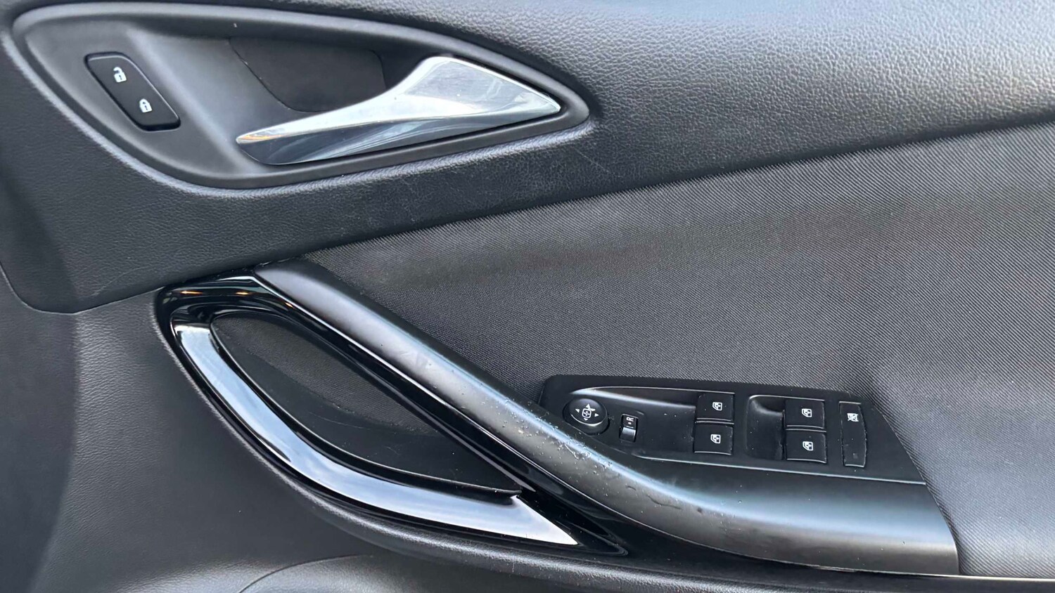 Used Vauxhall Astra 2017 for sale - 77257159: Photo 9