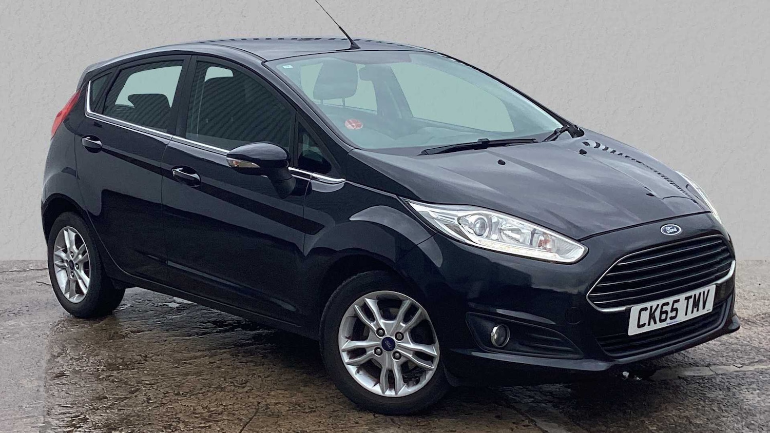 Used Ford Fiesta 2015 for sale - 76351582: Photo 1
