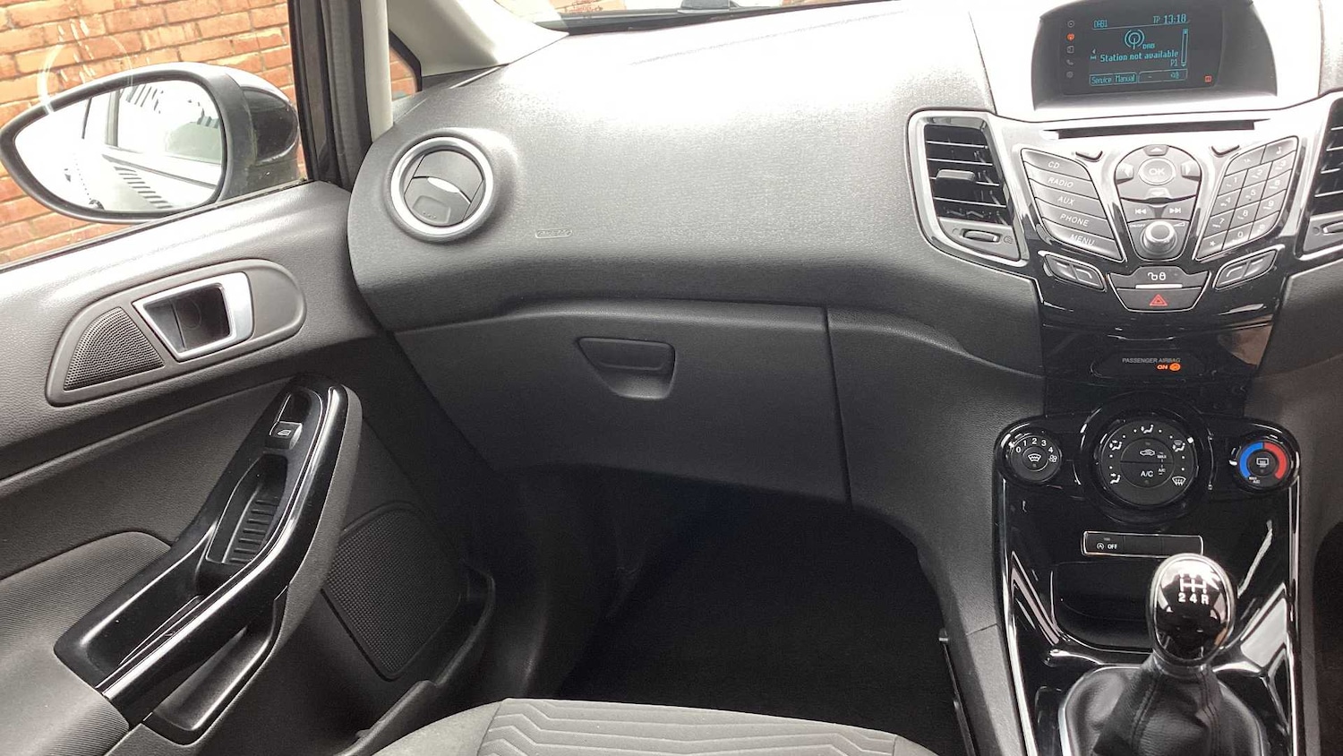 Used Ford Fiesta 2015 for sale - 76351582: Photo 17