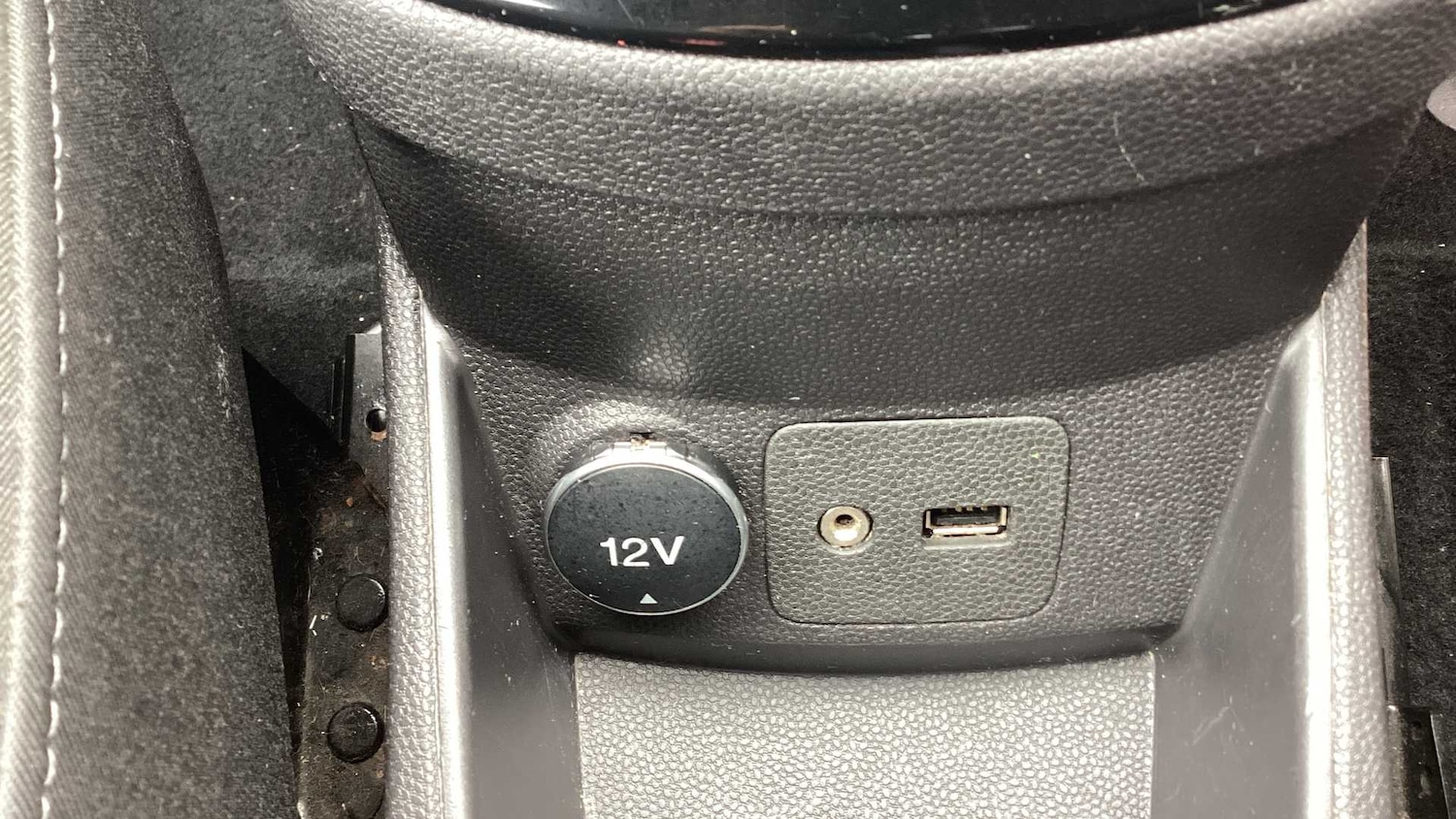 Used Ford Fiesta 2015 for sale - 76351582: Photo 23