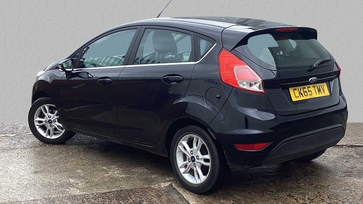 Used Ford Fiesta 2015 for sale - 76351582: Photo 3