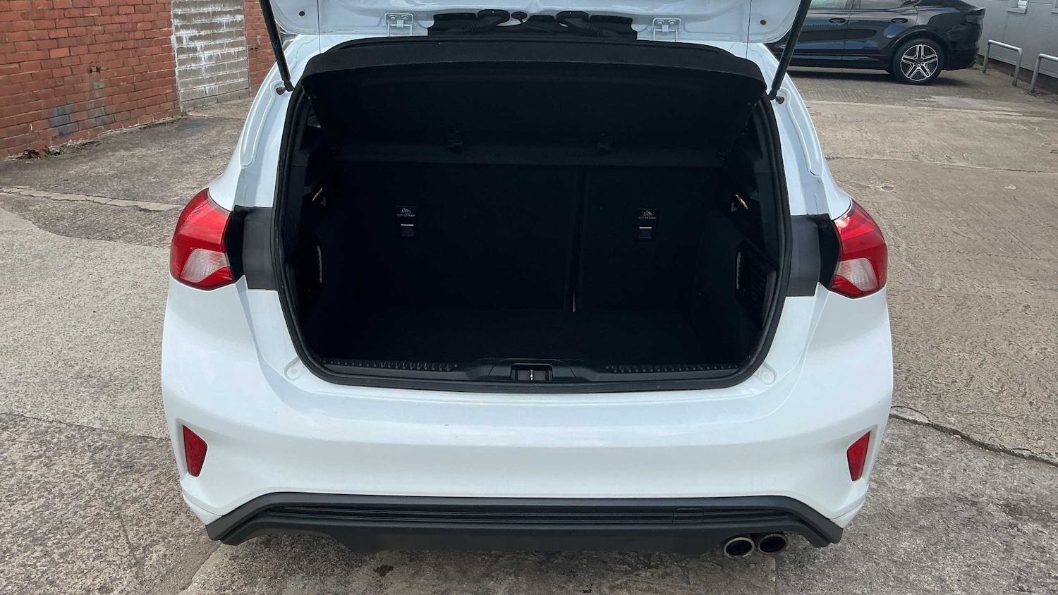 Used Ford Focus 2019 for sale - 76488093: Photo 12