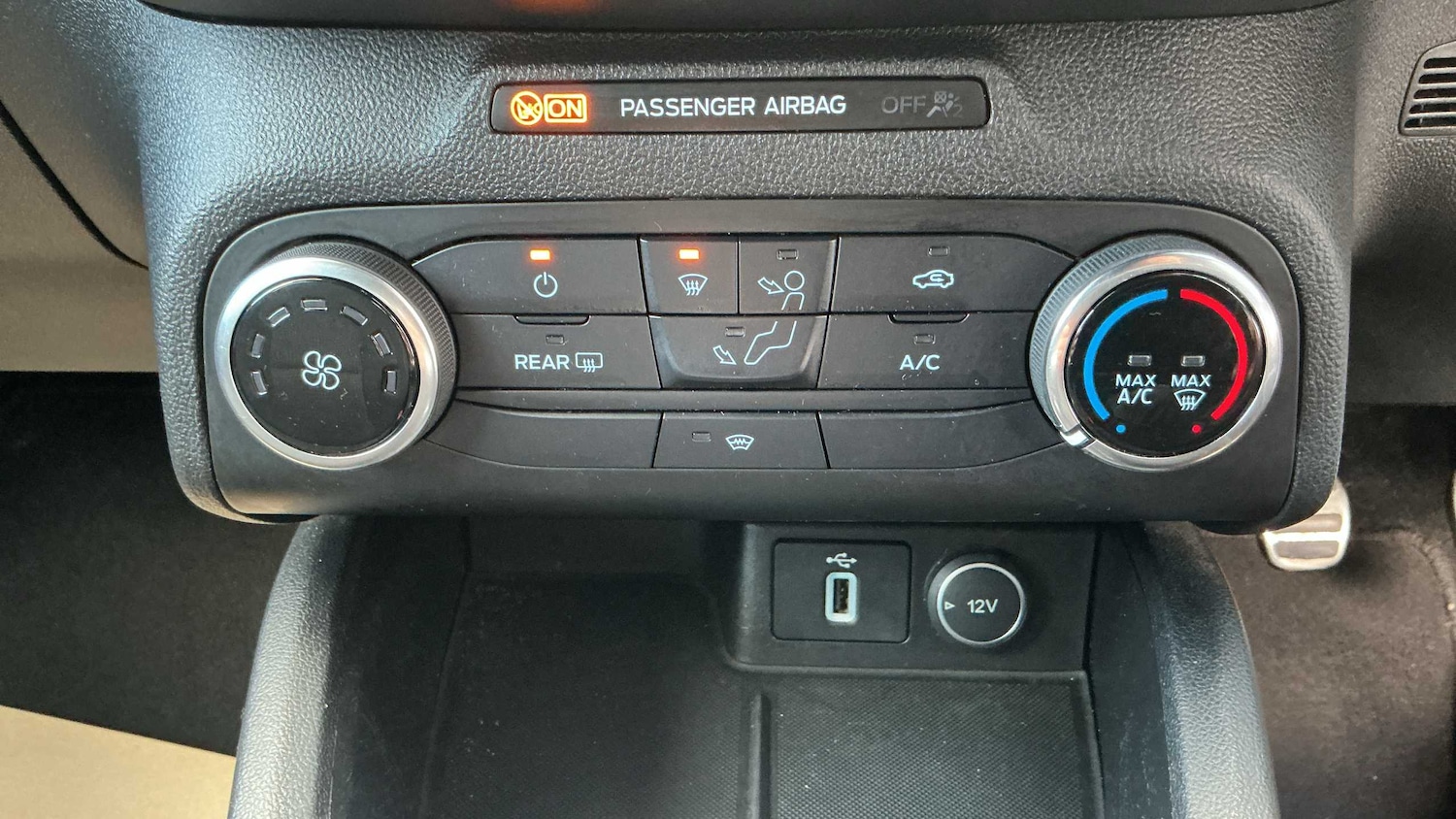 Used Ford Focus 2019 for sale - 76488093: Photo 21