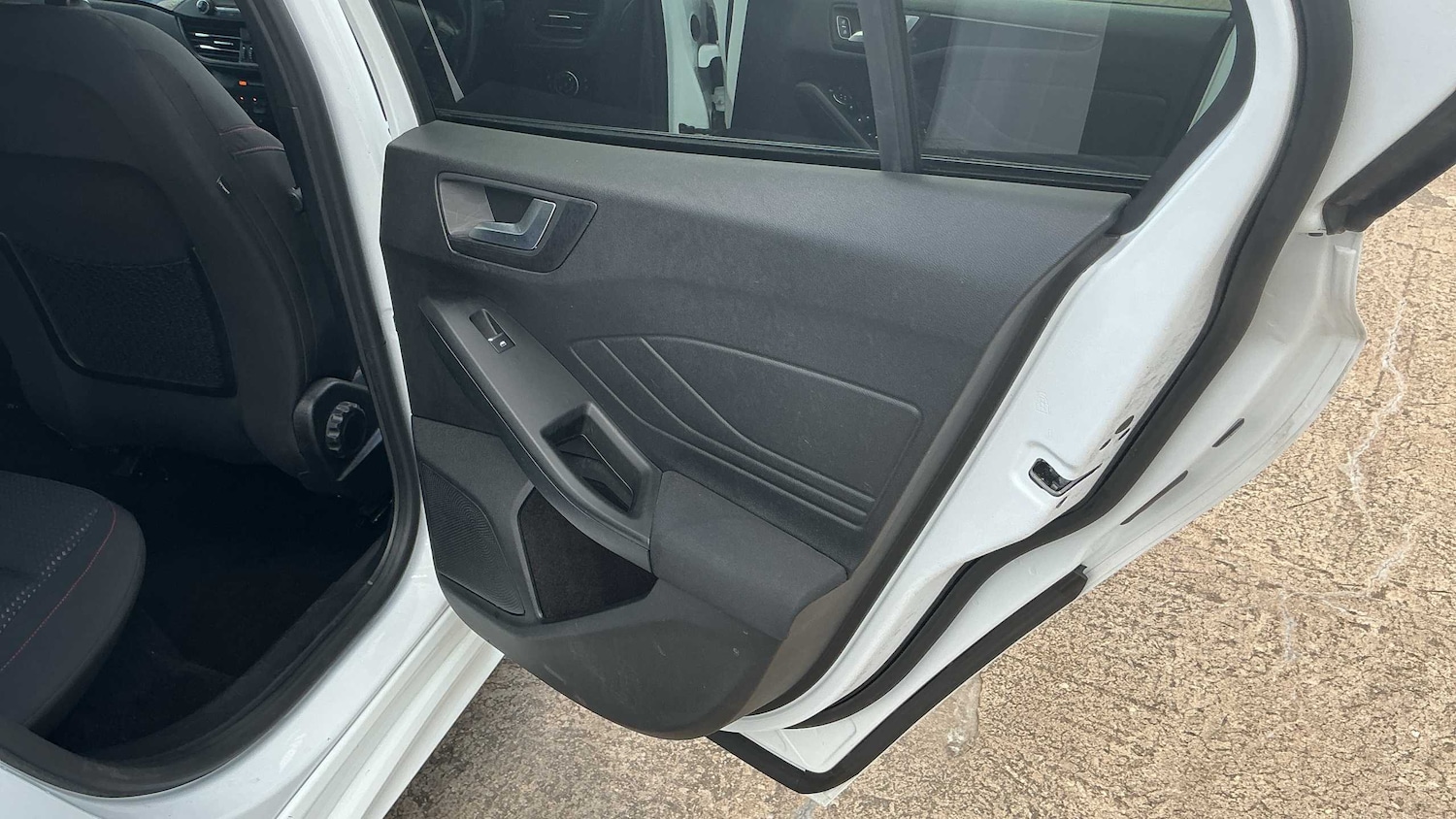 Used Ford Focus 2019 for sale - 76488093: Photo 31