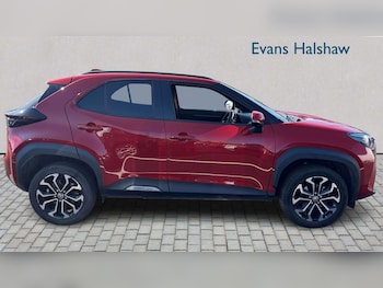 Used Toyota Yaris Cross 2023 for sale - 79486657: Photo