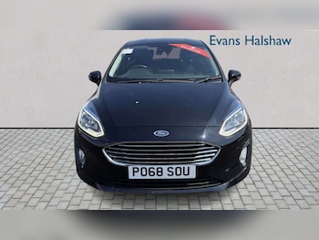 Used Ford Fiesta 2018 for sale - 79443901: Photo