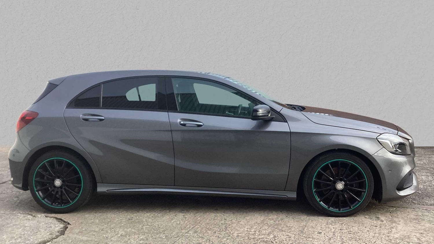 Used Mercedes-Benz A-Class 2016 for sale - 76524019: Photo 4