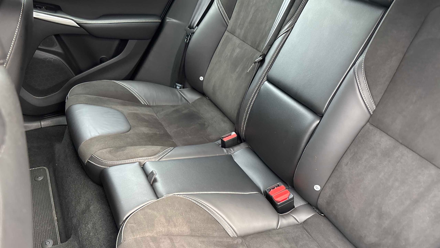 Used Volvo V40 2018 for sale - 76564417: Photo 17