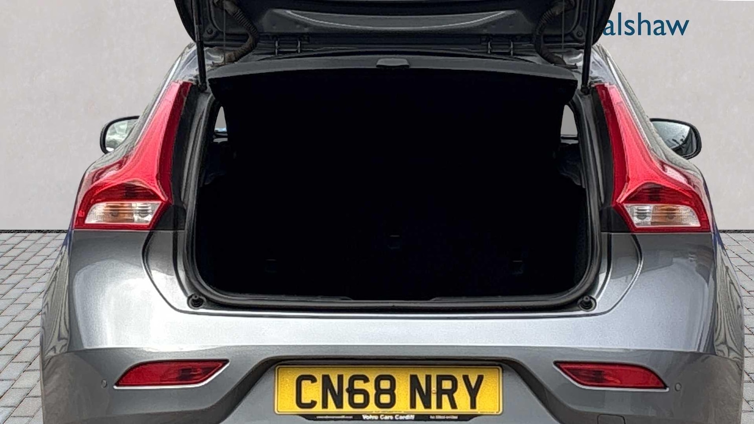 Used Volvo V40 2018 for sale - 76564417: Photo 7