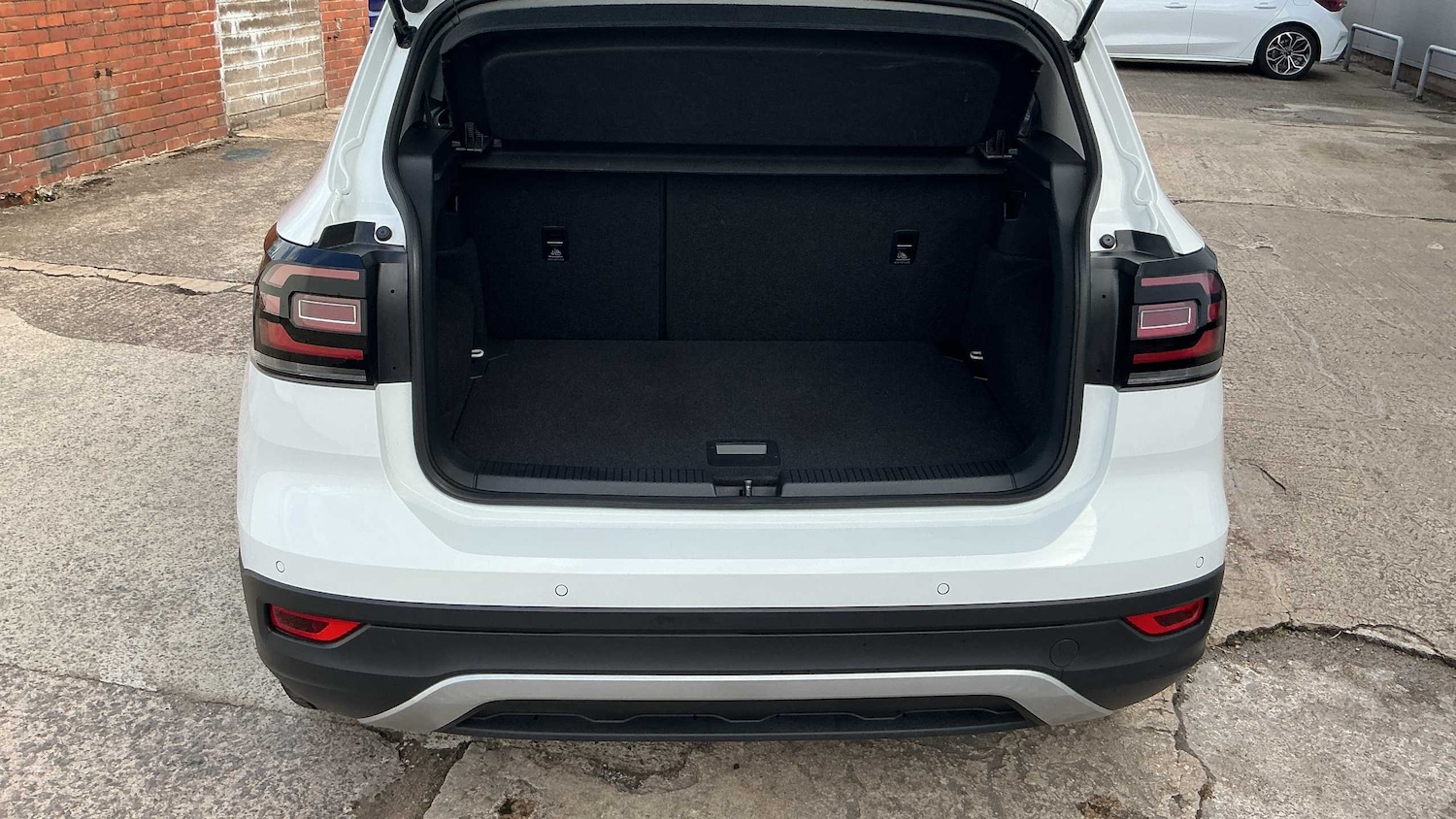 Used Volkswagen T-Cross 2021 for sale - 75968012: Photo 12