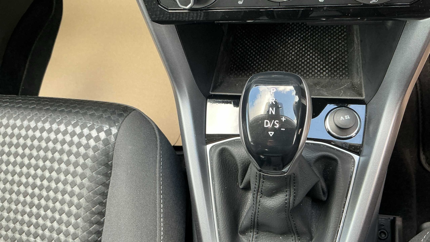 Used Volkswagen T-Cross 2021 for sale - 75968012: Photo 22