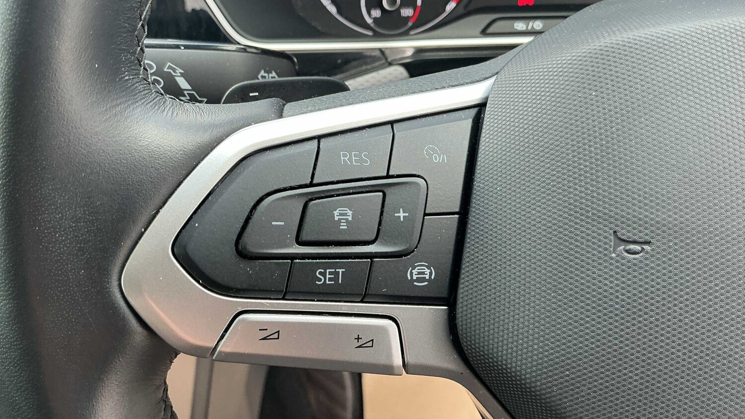 Used Volkswagen T-Cross 2021 for sale - 75968012: Photo 25