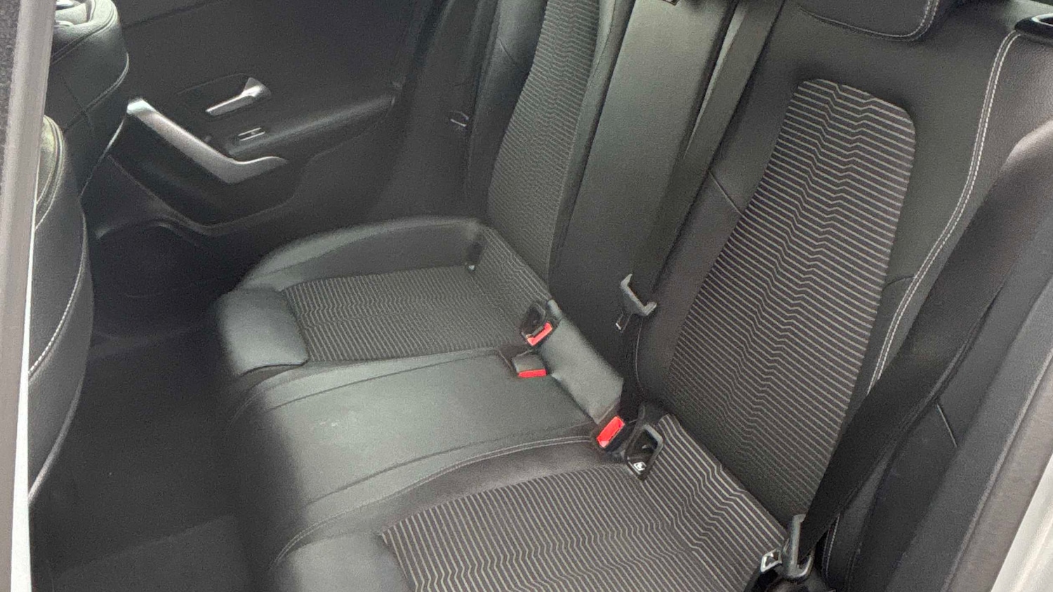 Used Mercedes-Benz A-Class 2018 for sale - 76460520: Photo 17