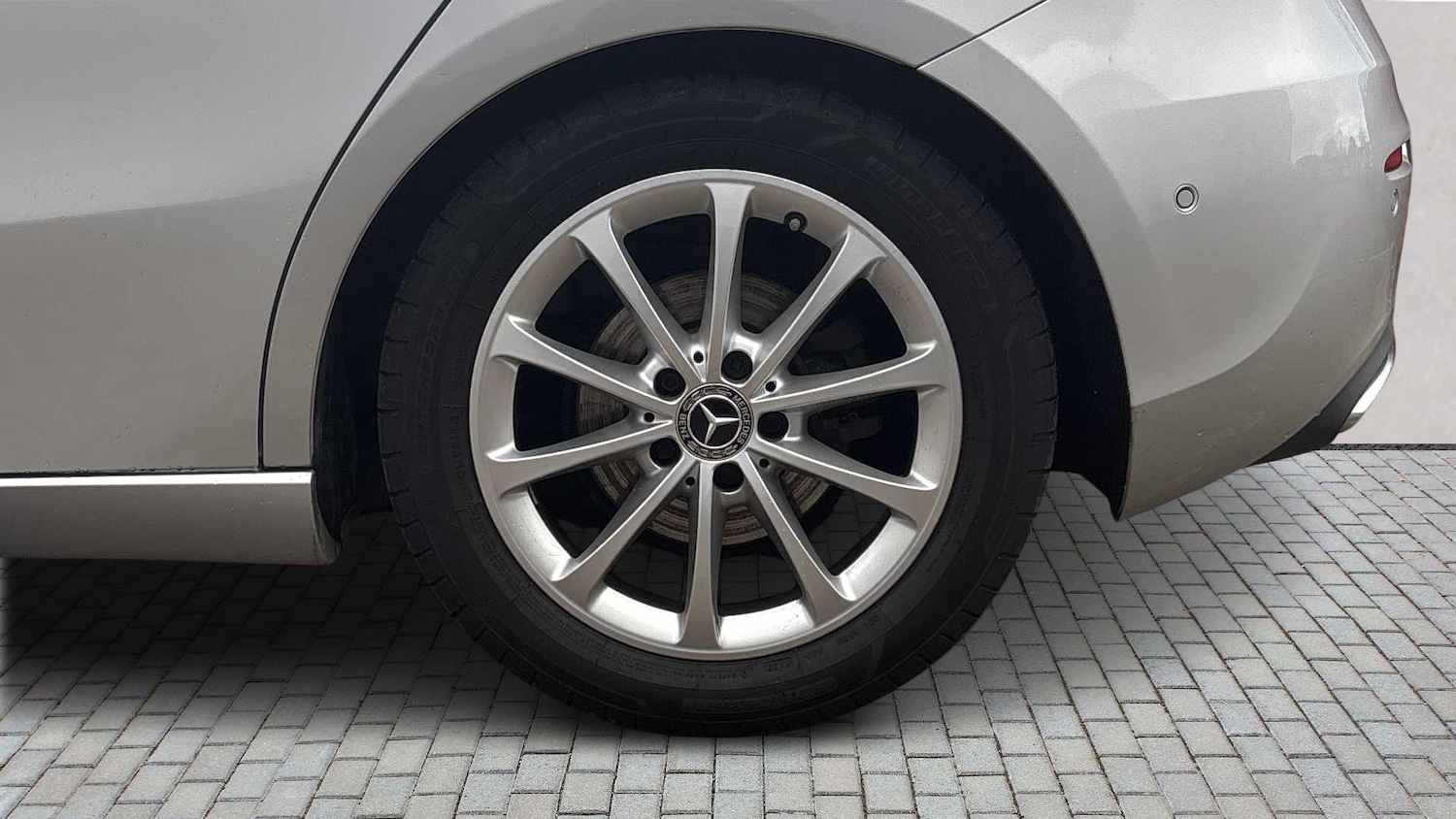 Used Mercedes-Benz A-Class 2018 for sale - 76460520: Photo 6