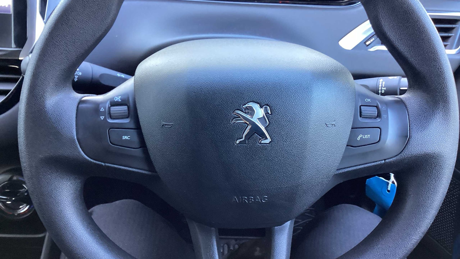 Used Peugeot 208 2015 for sale - 76351712: Photo 12