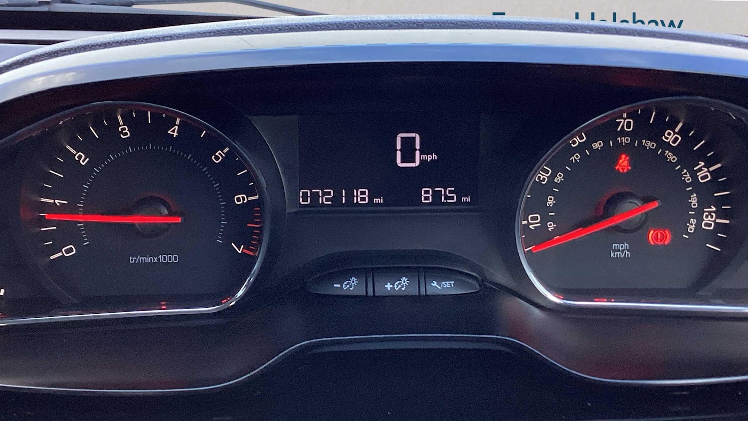 Used Peugeot 208 2015 for sale - 76351712: Photo 13