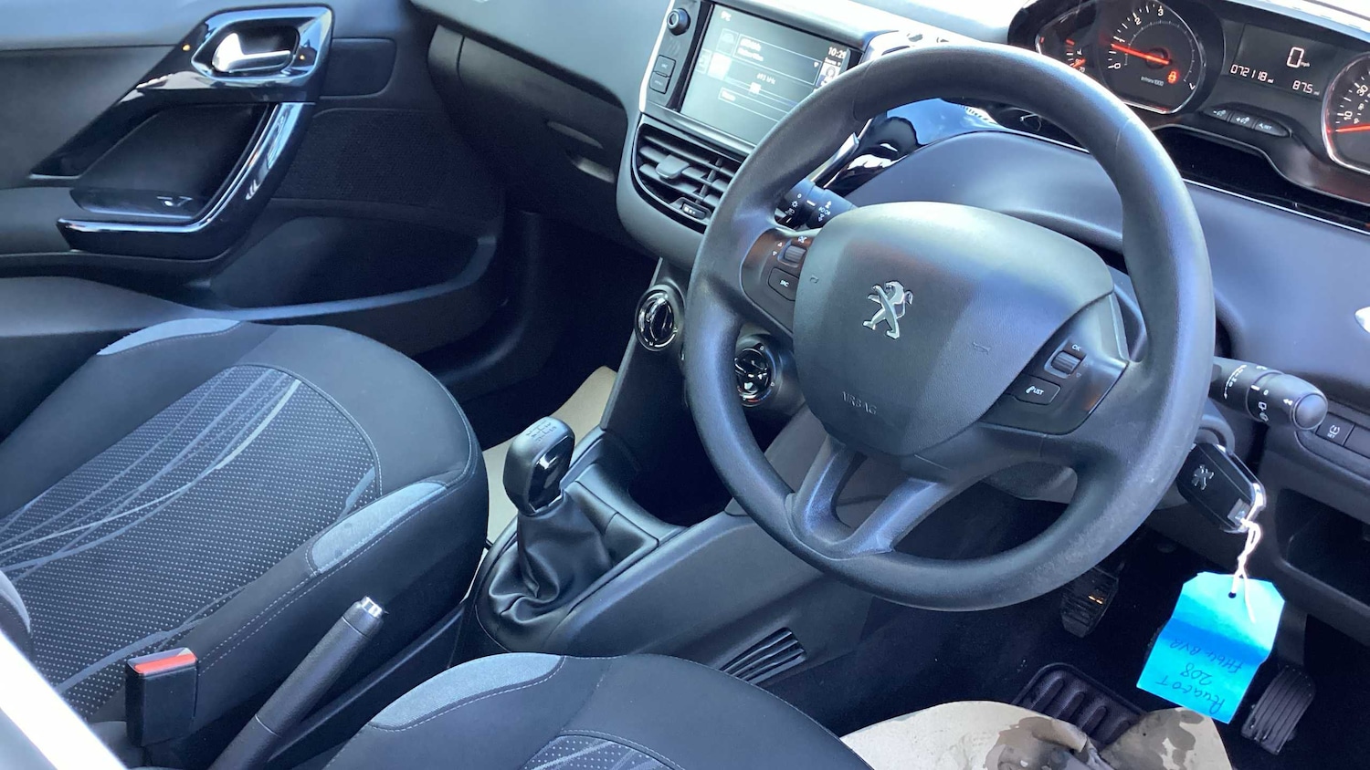Used Peugeot 208 2015 for sale - 76351712: Photo 9