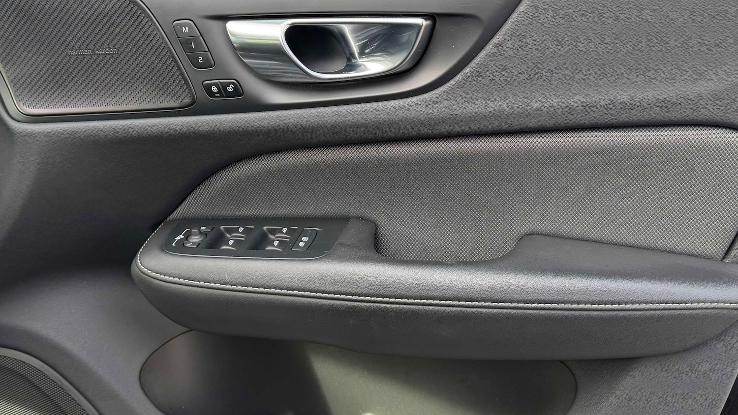 Used Volvo V60 2022 for sale - 78037522: Photo 10