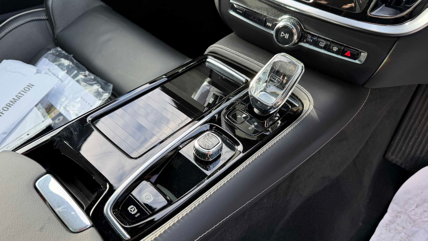 Used Volvo V60 2022 for sale - 78037522: Photo 12