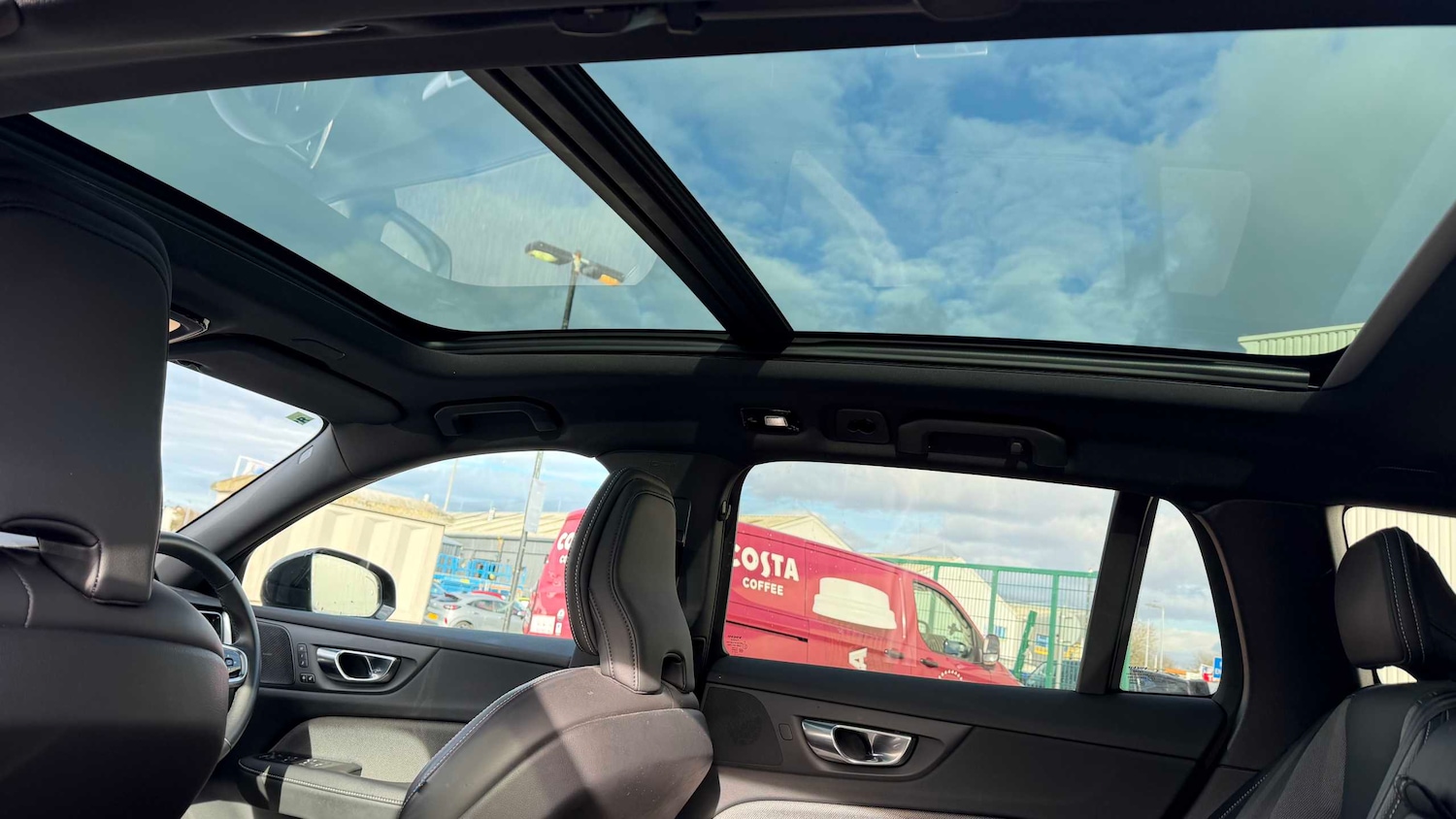 Used Volvo V60 2022 for sale - 78037522: Photo 21