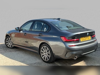 Used BMW 3 Series 2021 for sale - 75813329: Photo