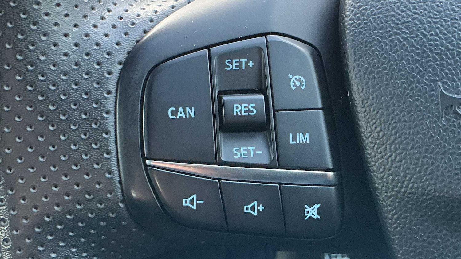 Used Ford Puma 2020 for sale - 77458618: Photo 21