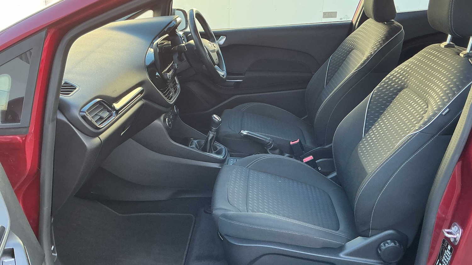 Used Ford Fiesta 2017 for sale - 77061119: Photo 16