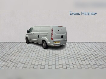 Used Ford Transit Custom 2023 for sale - 77373700: Photo