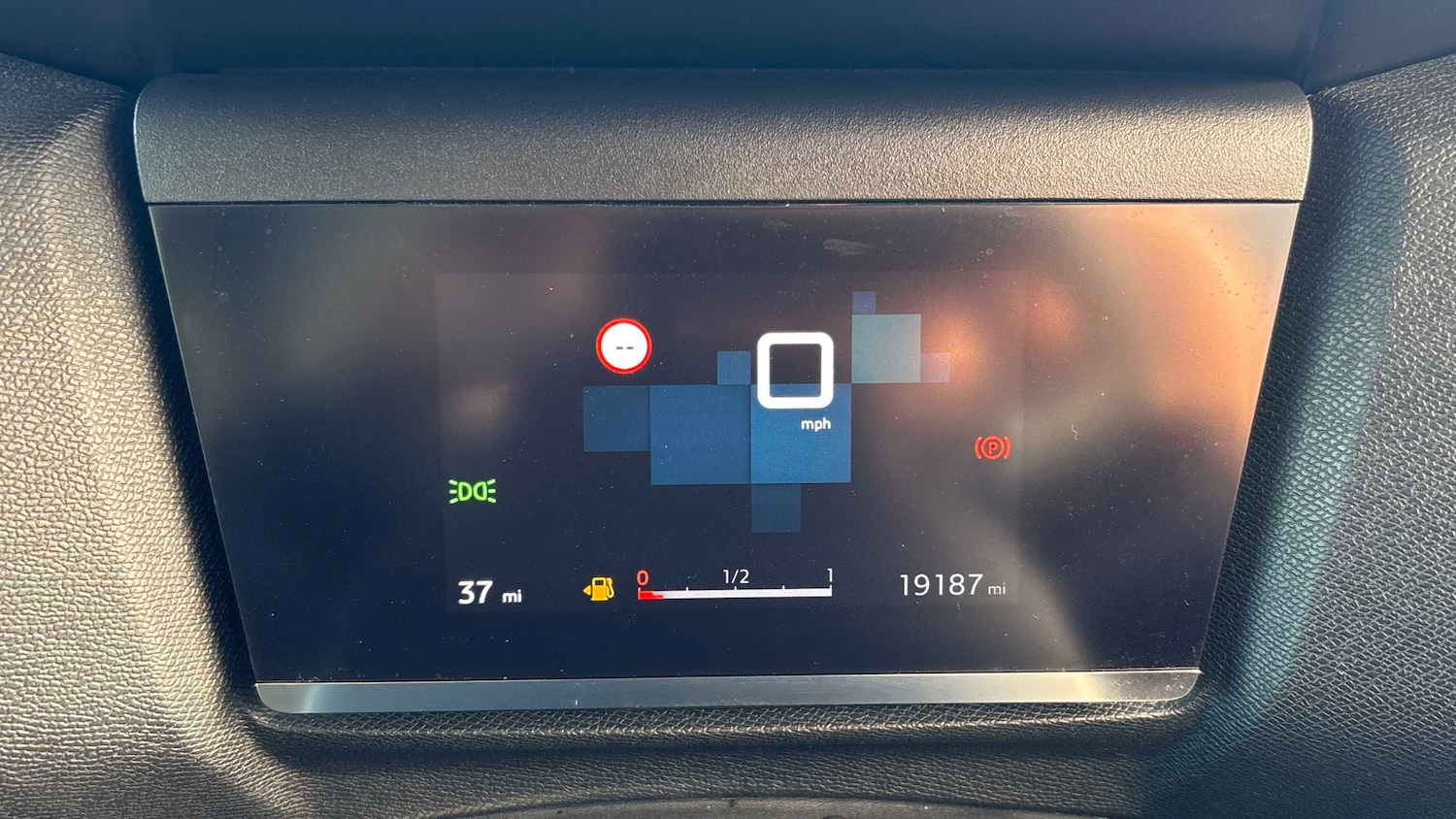 Used Citroen C4 2023 for sale - 76624553: Photo 12