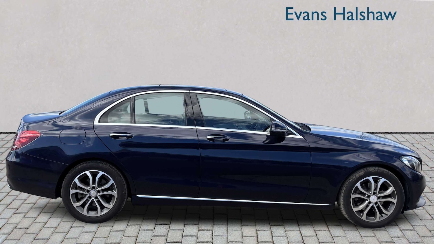 Used Mercedes-Benz C Class 2017 for sale - 78119076: Photo 3