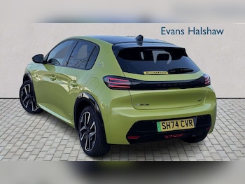 Used Peugeot 208 2024 for sale - 77772077: Photo