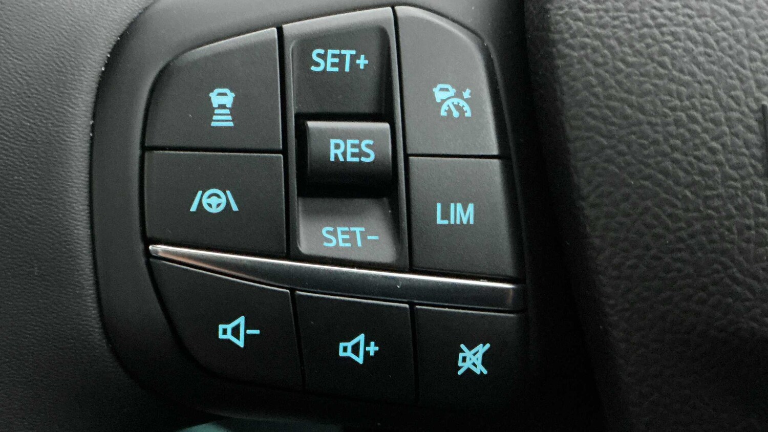 Used Ford Focus 2025 for sale - 76460603: Photo 20