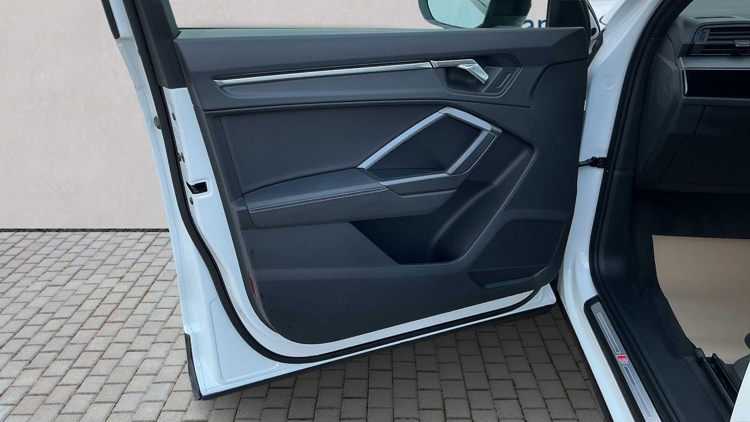 Used Audi Q3 2021 for sale - 76242588: Photo 16