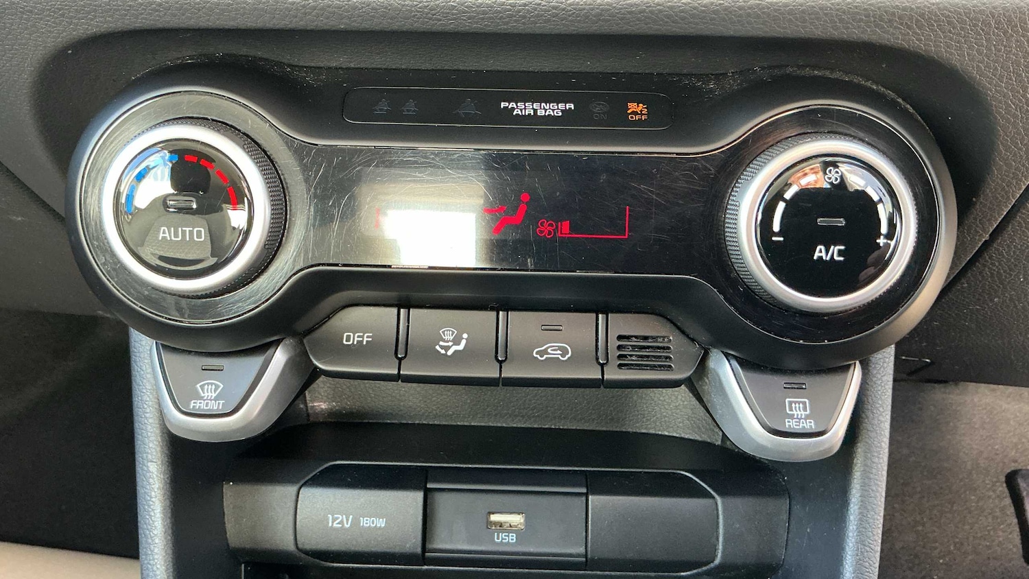 Used Kia Picanto 2023 for sale - 76501845: Photo 25