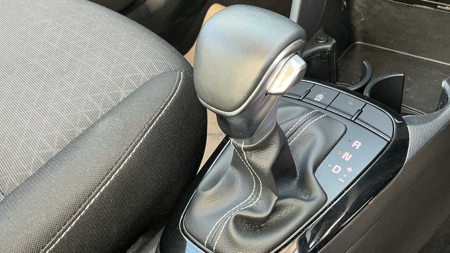 Used Kia Picanto 2023 for sale - 76501845: Photo 27