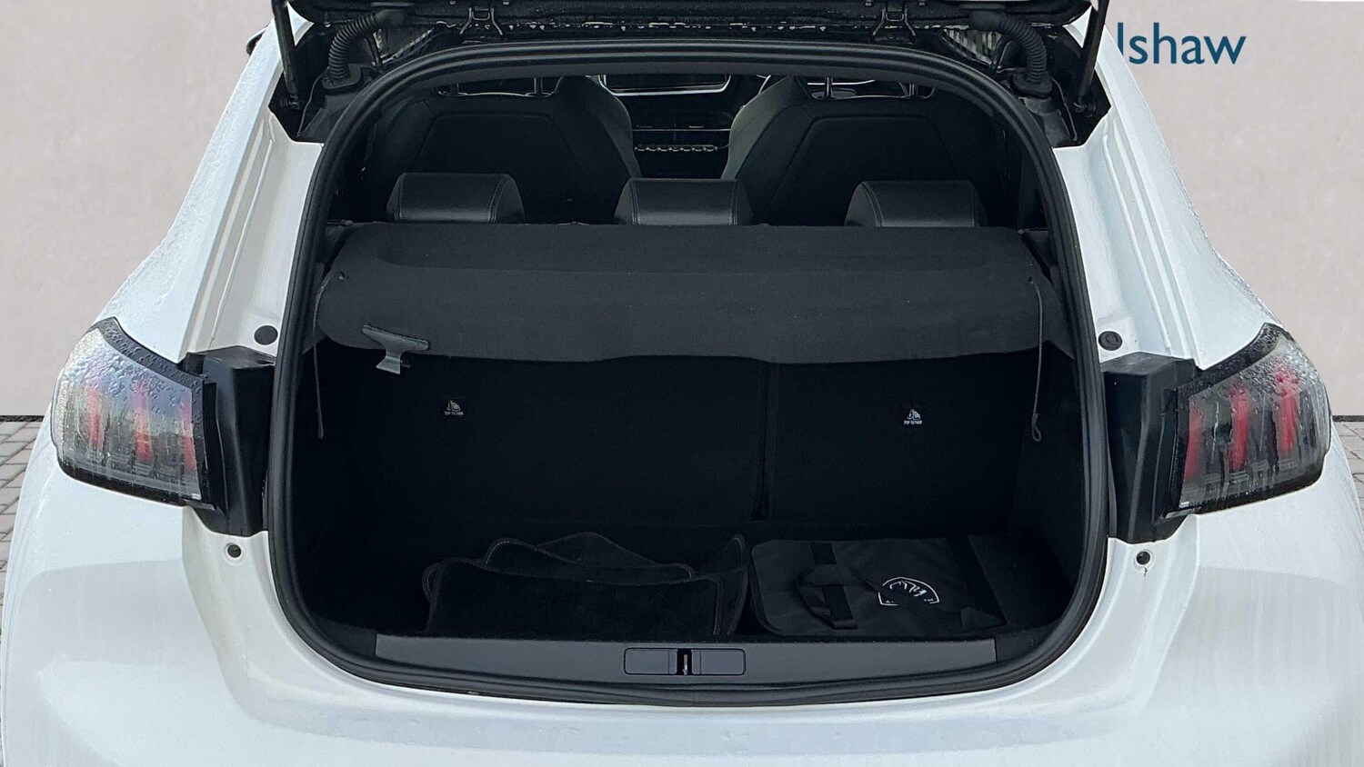 Used Peugeot 208 2024 for sale - 76789392: Photo 8