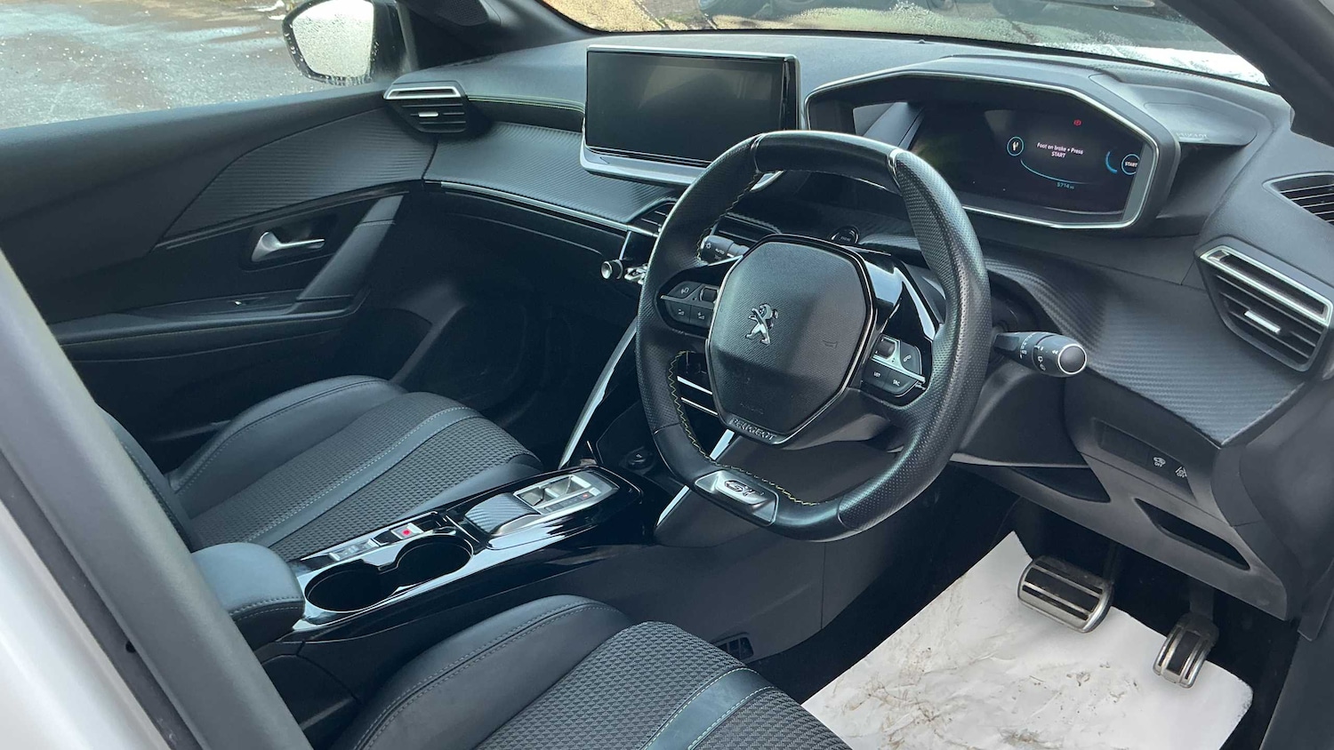 Used Peugeot 208 2024 for sale - 76789392: Photo 9