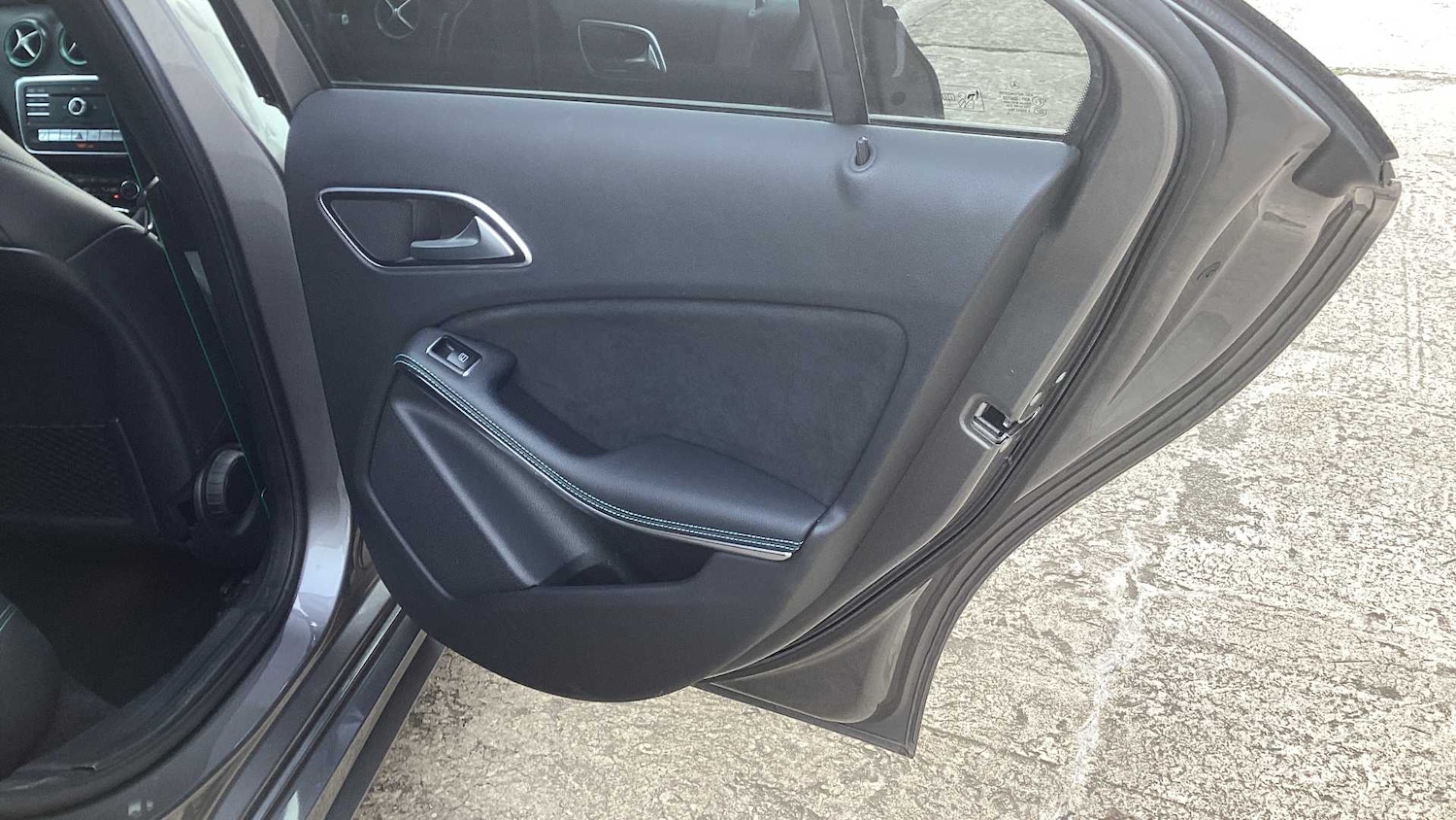 Used Mercedes-Benz A-Class 2016 for sale - 76851571: Photo 31