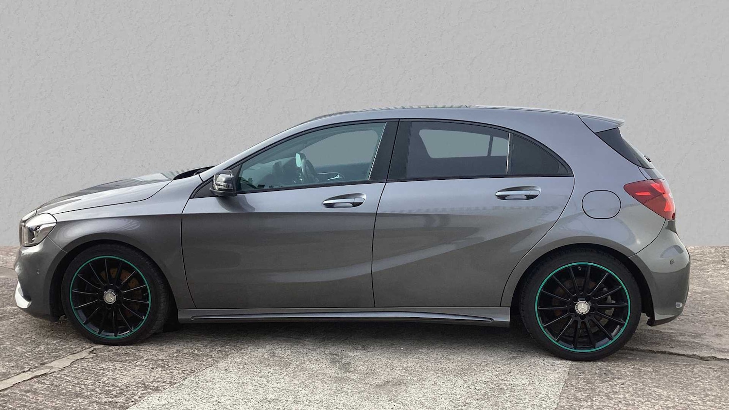 Used Mercedes-Benz A-Class 2016 for sale - 76851571: Photo 5