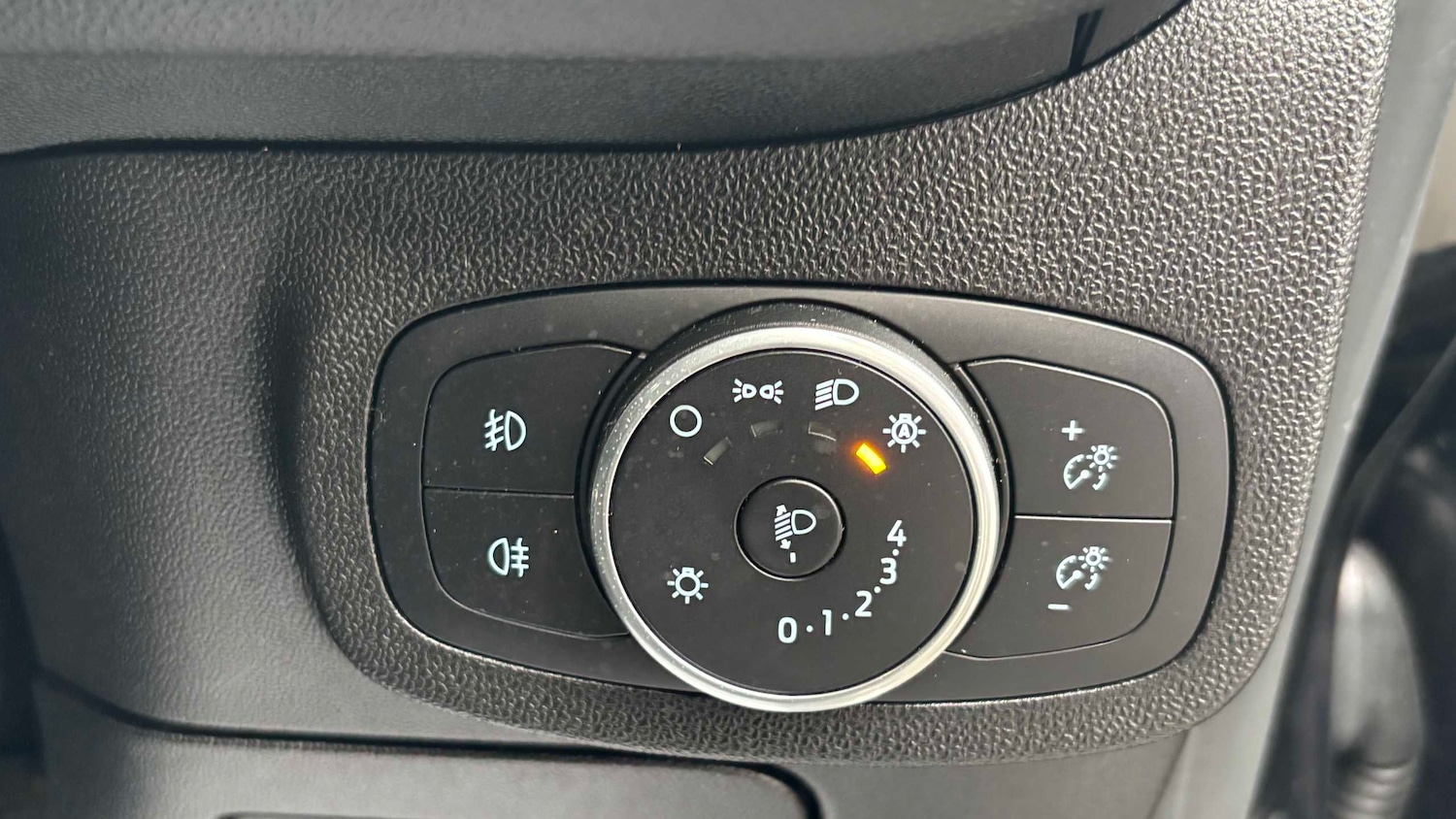 Used Ford Fiesta 2019 for sale - 78037839: Photo 19