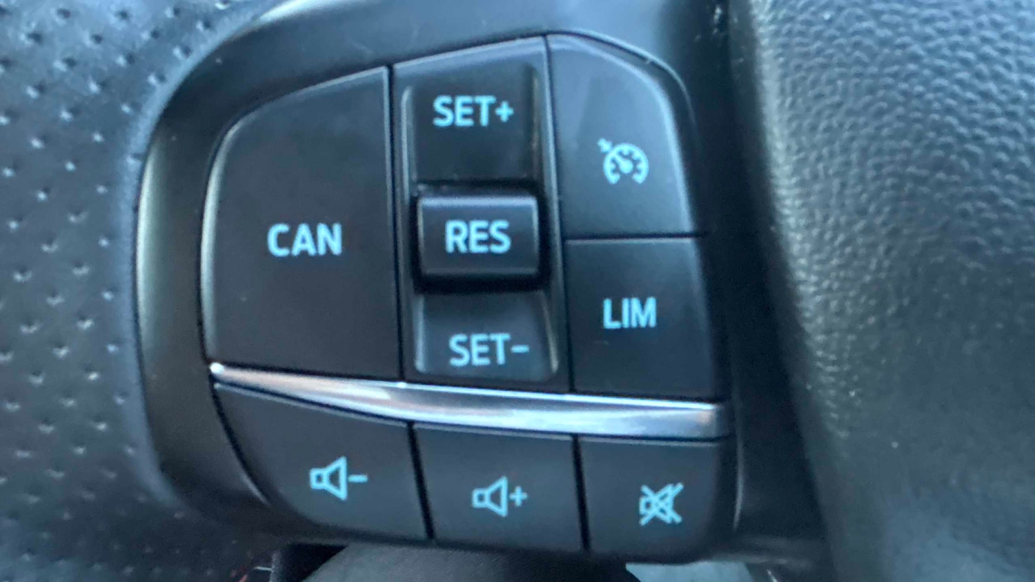 Used Ford Fiesta 2020 for sale - 76916238: Photo 25